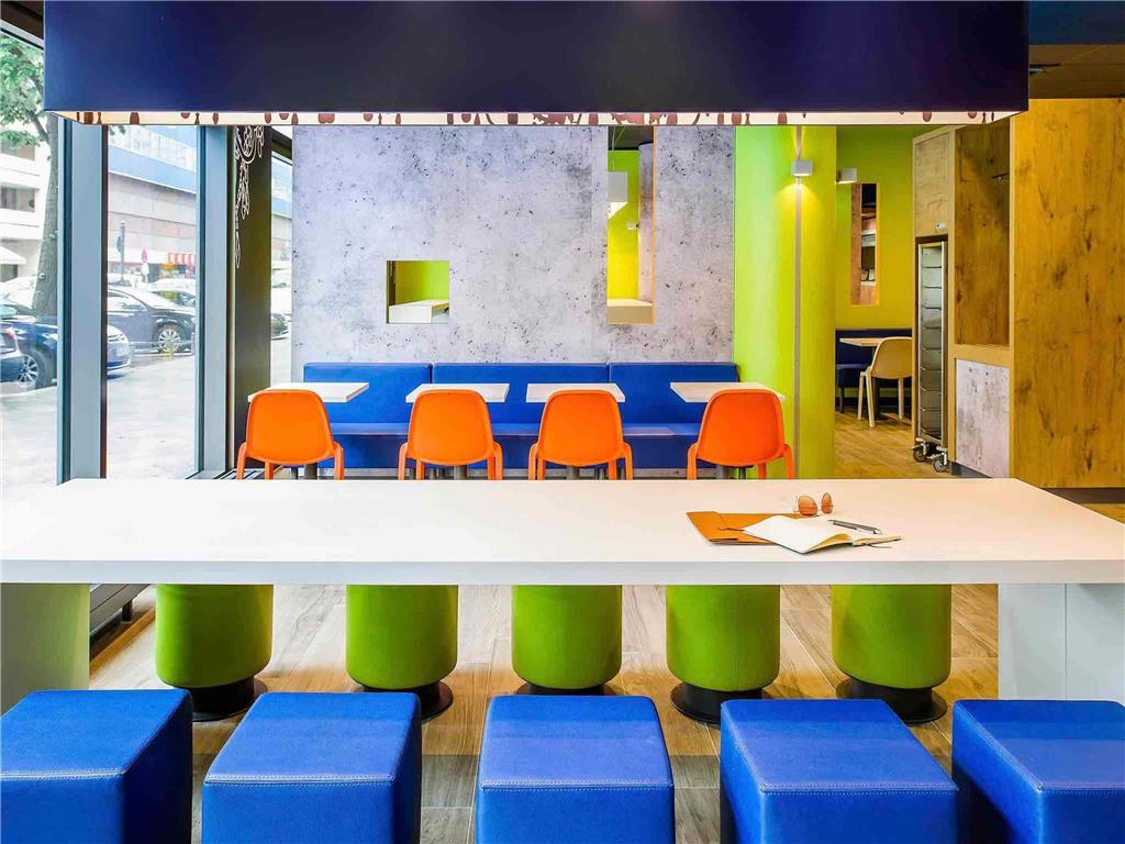 Hotel Ibis Budget Deauville Сент-Арну Екстериор снимка